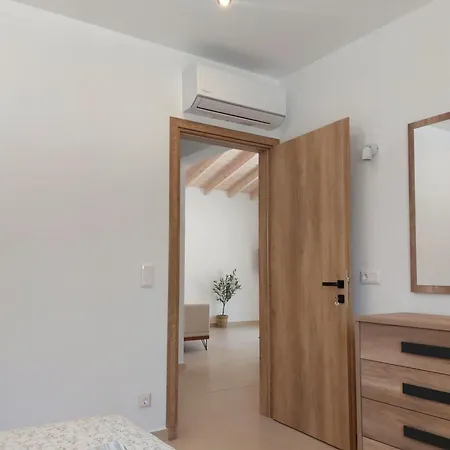 Eleni No3 Apartment