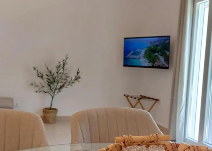 Eleni No3 Apartment
